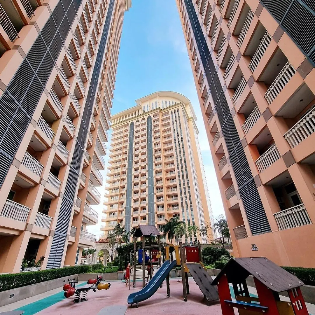 Elegant Condo Beside Venice Grand Canal #Vlra23J Manila Philippines